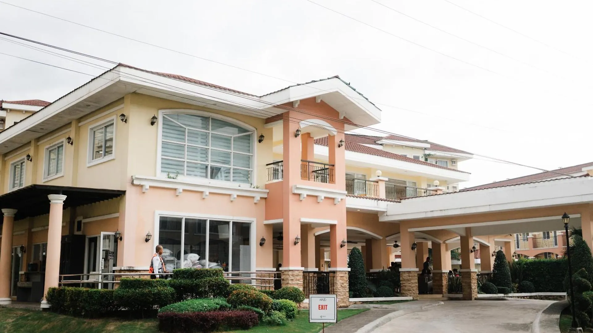 Aparthotel Ar08 Smart Fully Furnished 1Br Condo Davao City